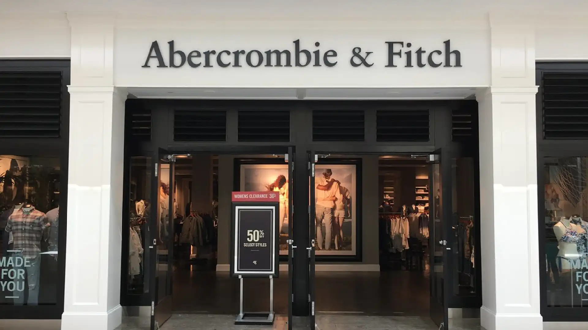 Olfactory Identity example Abercrombie & Fitch